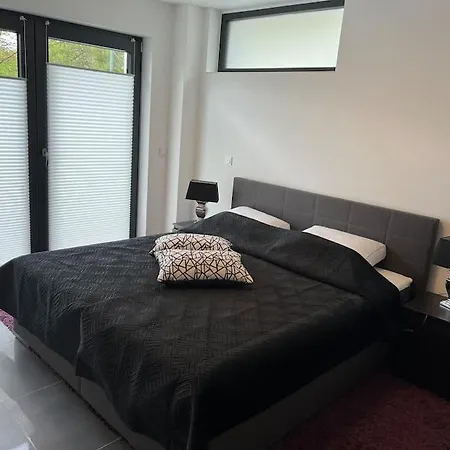 Meltom'shome Apartment